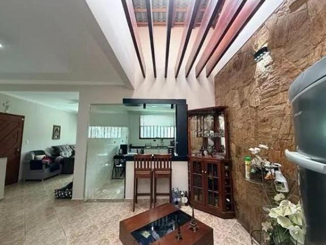 Casa Jardim São Carlos, em Sorocaba, é um bairro tradicional e predominantemen