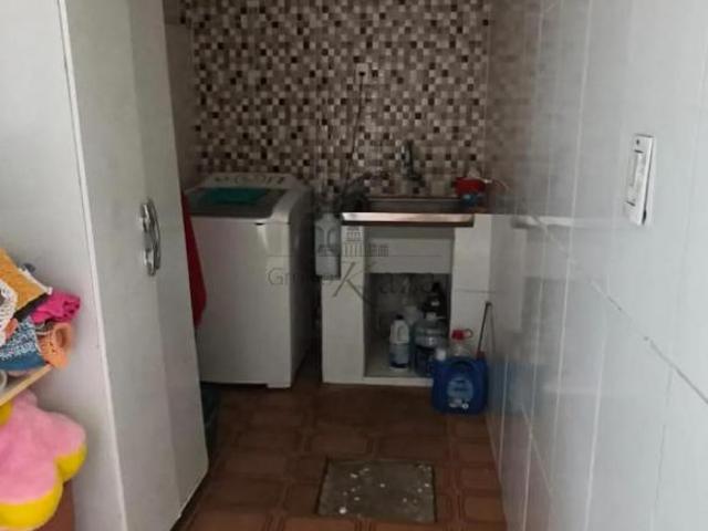 Casa Jardim Satélite 4 Dormitórios 160m²