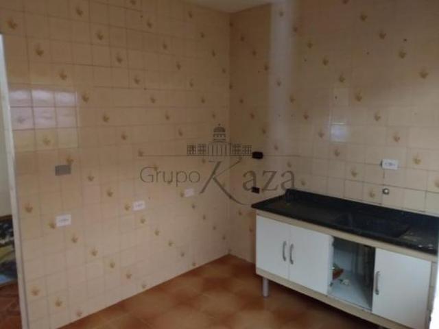 Casa Jardim Souto 150m² 3 Dormitórios