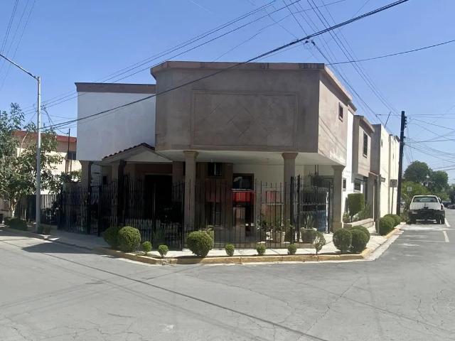 CASA JARDÍN ESPAÑOL MONTERREY RENTA