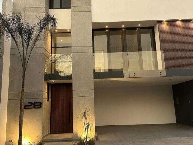 Casa JOAN EN VENTA en Paseos Loretta