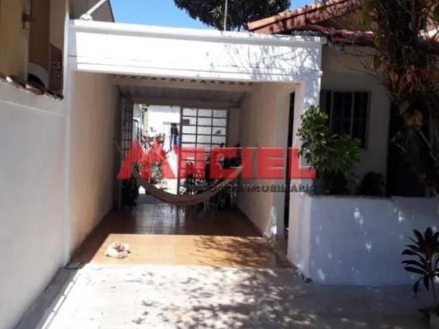 Casa Kit net no Jardim Satelite Proximo avenida mercadinho piratinga
