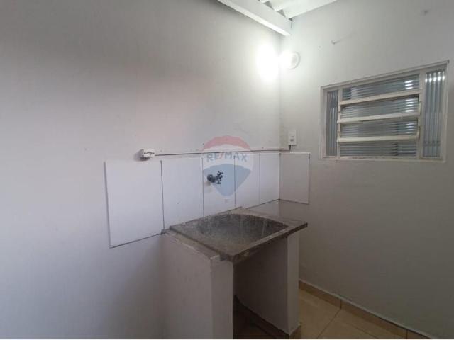 Casa/ Kitnet para locação com 50² Centro Nova Odessa