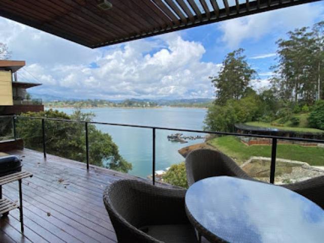 CASA KM 2 CA 302, LA PEÑA, Guatapé