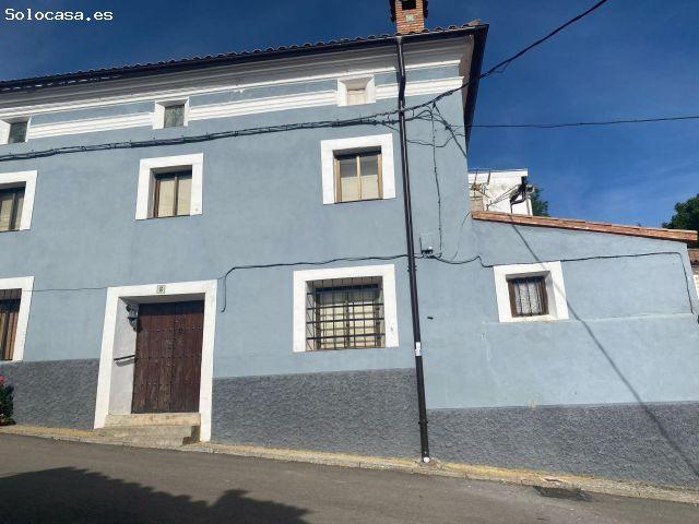 Casa luminosa y lista para entrar a vivir en Torre Los Negros