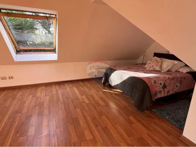 Casa luminosa 4d+3b, piscina y gran jardín | 5 dormitorios por 11950.00 en Peñalolén
