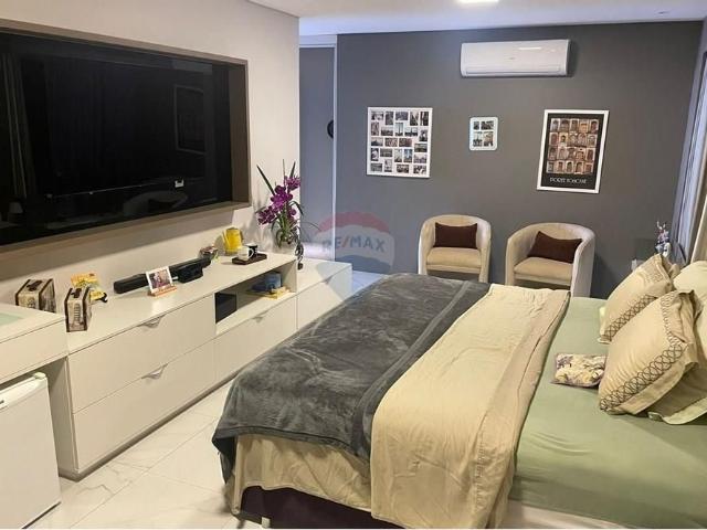 Casa Luxo: 4 Suítes, Piscina e Área Gourmet! Alphaville Eusébio 435m² 4 vagas