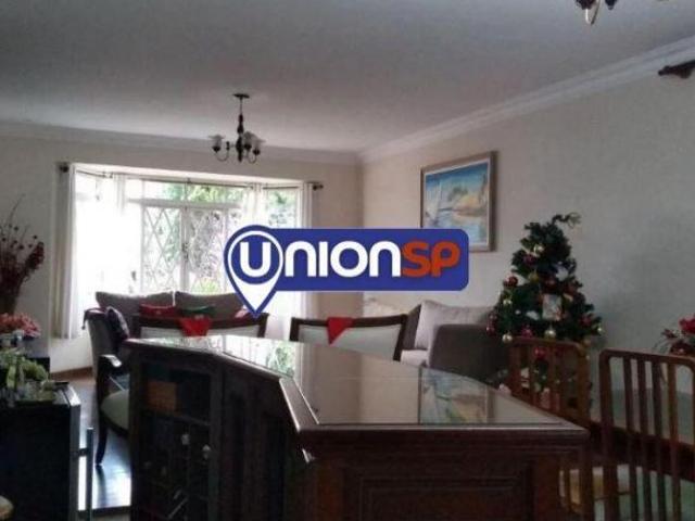 Casa Luxuosa à Venda no Morumbi SP