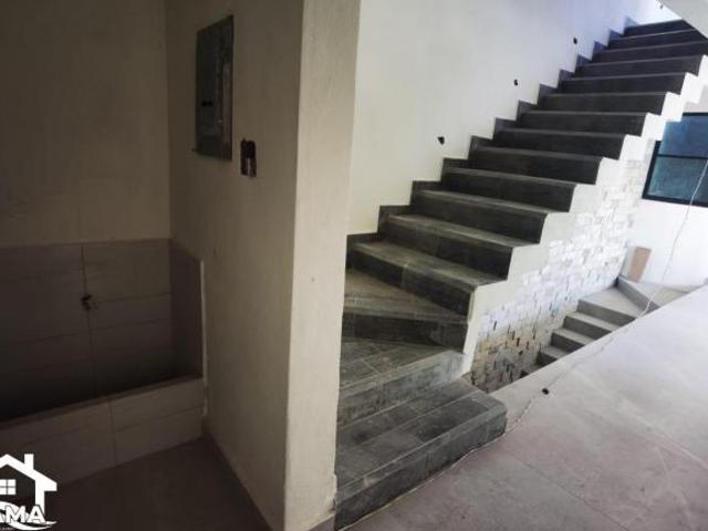 Casa La Fama