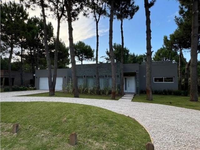 CASA LA HERRADURA ALQUILER VERANO 2027 8Pax con blancos incluidos!