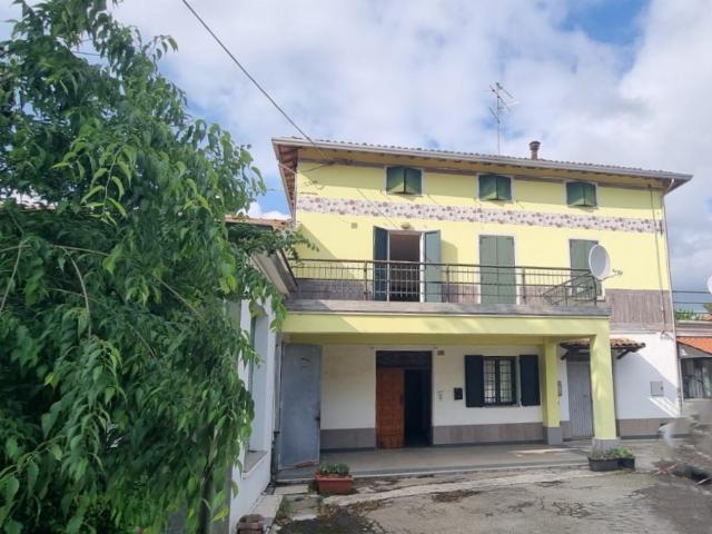 CASA + LABORATORIO