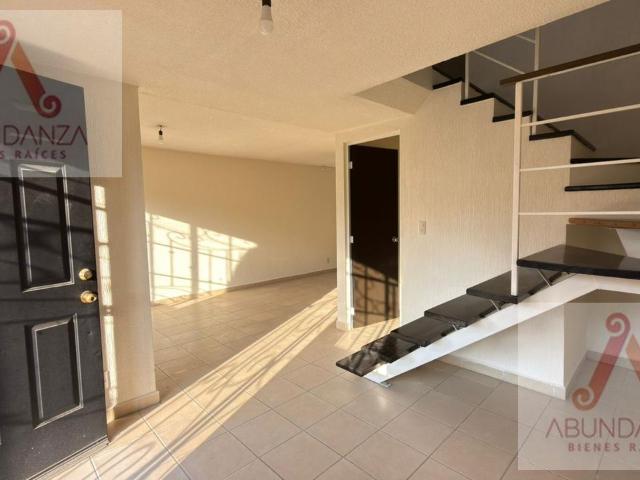 CASA LIBRE DE GRAVAMEN VENTA ZINACANTEPEC