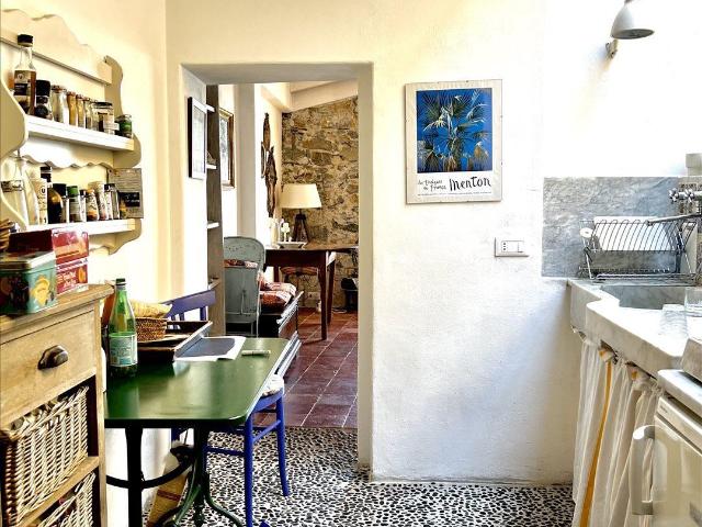 Casa ligure del ’700 con terrazza vista mare e giardino, a p. 90m² Grimaldi
