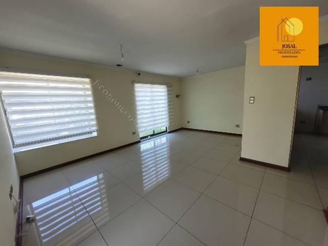 Casa Linares 3 dormitorios 2 baños
