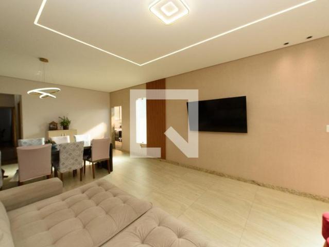 Casa, Lindéia, 3 Quartos, 600 m2 Contagem