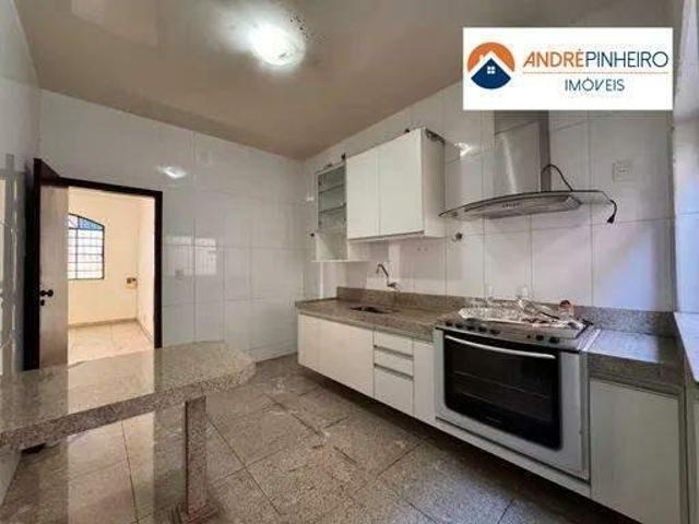 Casa Linear com 4 Quartos sendo 1 Suite 4 Vagas à Venda no bairro Santa Branca R$ 1.190.000,00