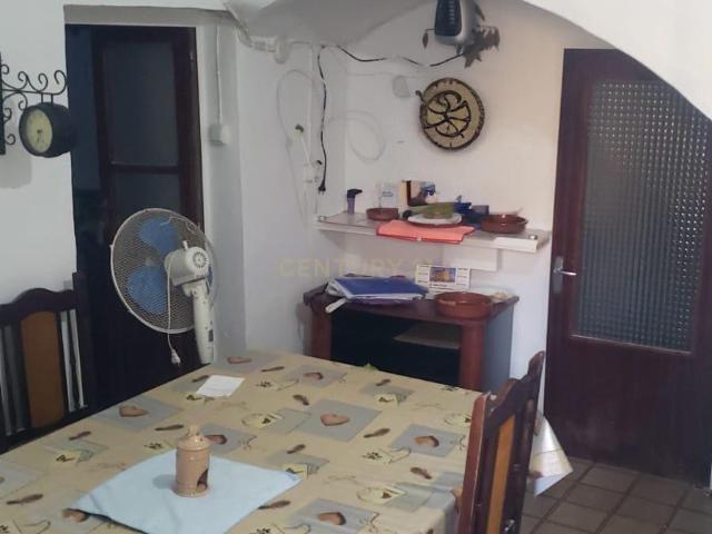 ✨ CASA LISTA PARA ENTRAR A VIVIR EN EL CENTRO DE VALDEFUENTES ✨