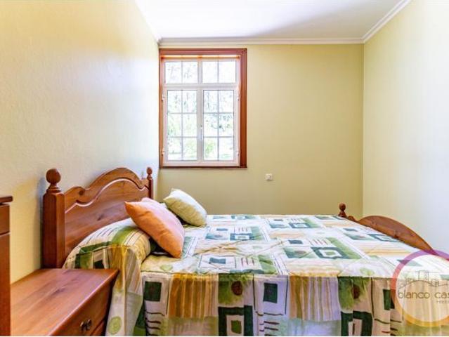 ?¡Casa lista para entrar con 1.005 m2 de terreno cerrado en Cabana de Bergantiños A Coruña por 159