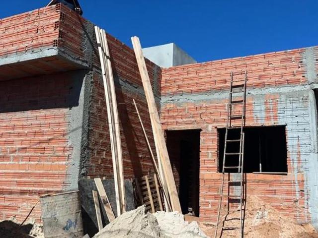 CASA Lívia BOTUCATU / SP