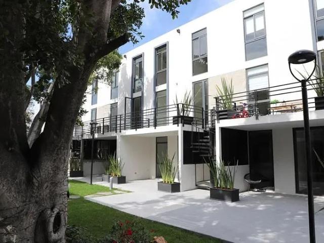 Casa Living en Renta 3 Recamaras en Espacio Chapalita de 150 m² 2 Estacionami