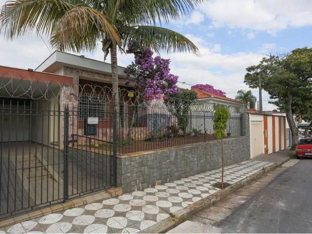 Casa LOCAÇÃO | Térrea | 4 Quartos | 2 Banheiros | 6 Vagas | Santa Rosália