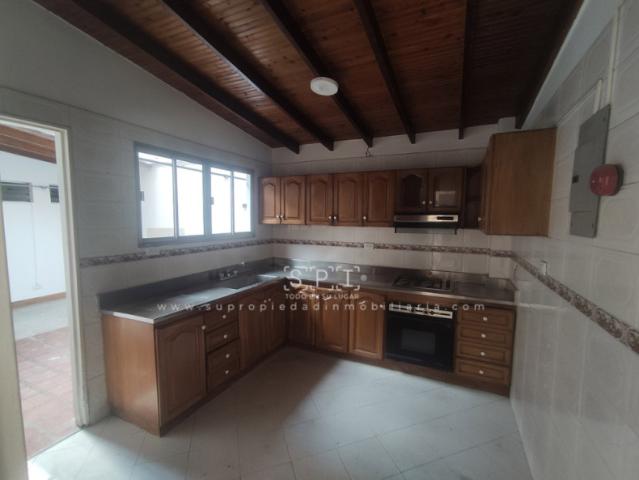 Casa Local En Arriendo En Medellin En Conquistadores A350749
