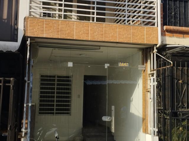 Casa Local En Arriendo En Cali En Brisas De Los Alamos A380641