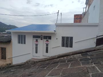 Casa Local En Arriendo En San Gil En Maria Auxiliadora A383227