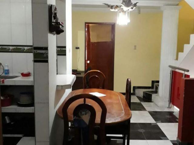 Casa Local En Venta En Bogota En Santa Rita V46149