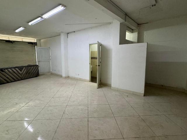 Casa Local En Venta En Pradera En. V168012