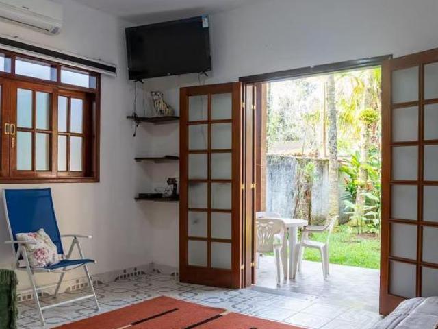 Casa localizada no centro de Barra do una disponível para venda!