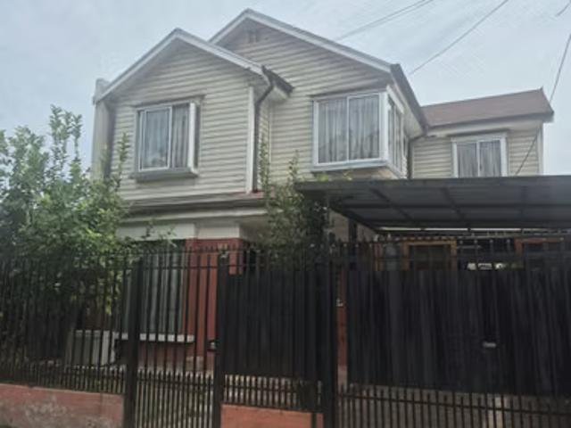 Casa lomas de mirasur volcan puntiagudo | 3 dormitorios por 119500. 00 en San Bernardo