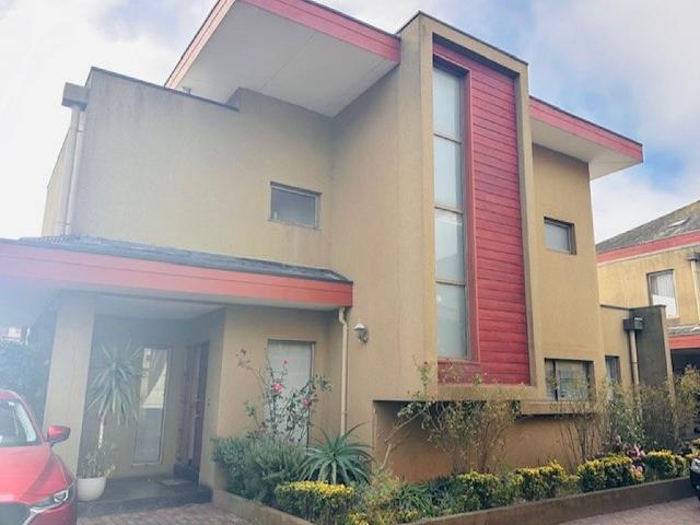 Casa lomas de san sebastián venta 6d +5b+3e