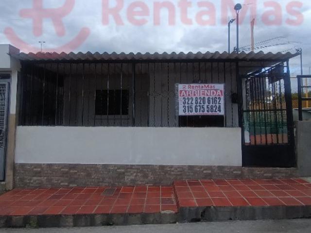 CASA LOS PATIOS MZ B CASA 1 URB VILLA MAYERLI, Los Patios