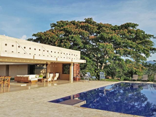 CASA Los Samanes, Sin Barrio, Anapoima