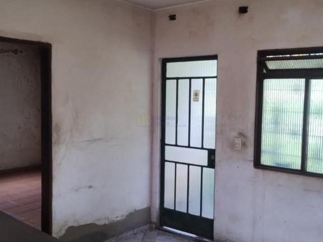 CASA LOTE 400 M2 02 QUARTOS E QUINTAL