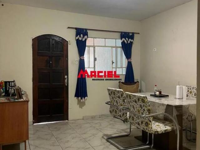 CASA LOTE INTEIRO JARDIM MORUMBI, EM EXCELENTE LOCALIZAÇÃO