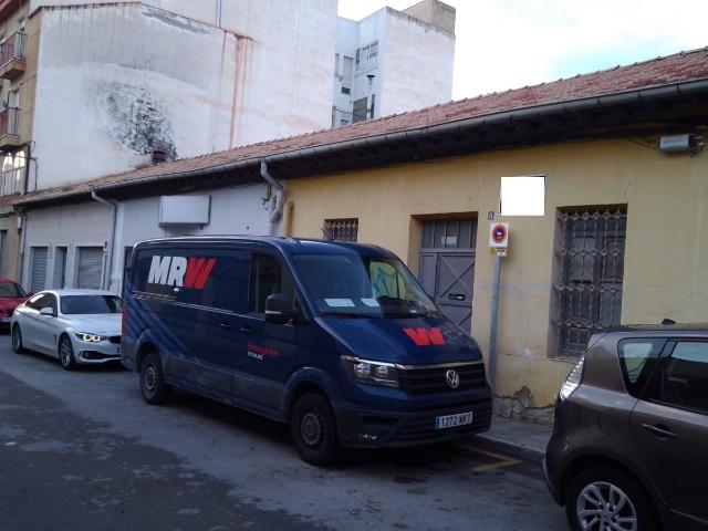CASA PTA. BAJA COMO ALMACEN O PARA CONSTRUIR
