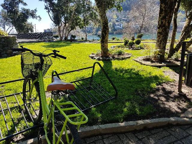 CASA PUCON PARQUE PINARES AÑO CORRIDO