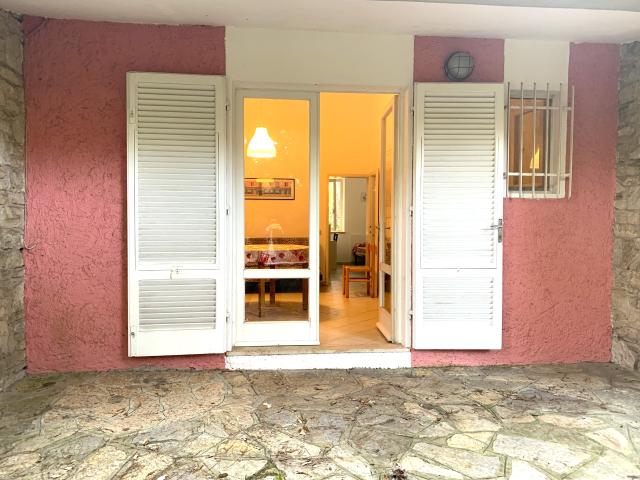 Casa Puccini Trilocale al Piano Terra in Villa Bifamiliare RIF. MC9