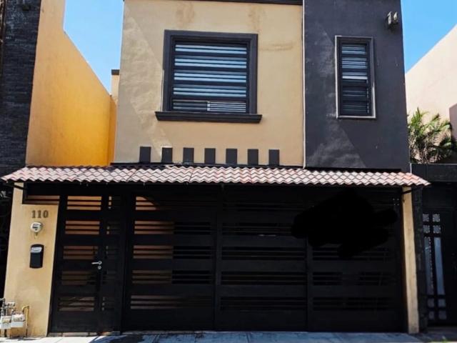 Casa Puerta de AnAhuac