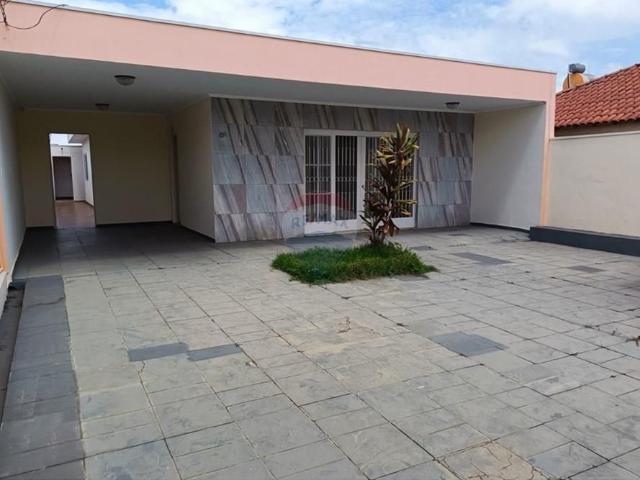Aluguel Casa de 3 Quartos com suíte Jardim Centenário em Mogi Guaçu 1 mim do centro