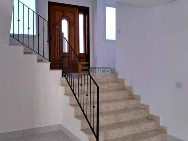 Casa p/ locação com estilo Toscano no Condomínio Paturis Vinhedo SP