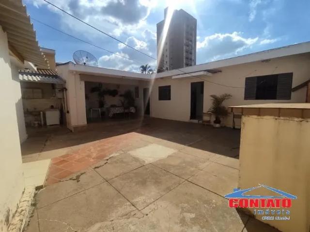 Casa Padrão à Venda e Locação no Cidade Jardim, São Carlos