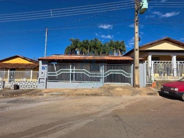 Casa Padrão em Dores do Indaiá