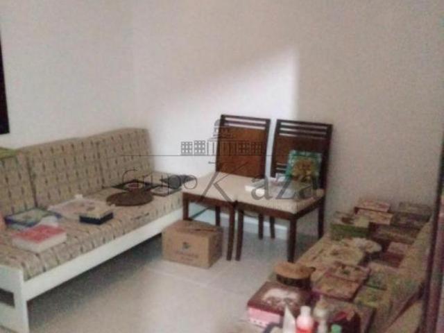 Casa Padrão em São José dos Campos