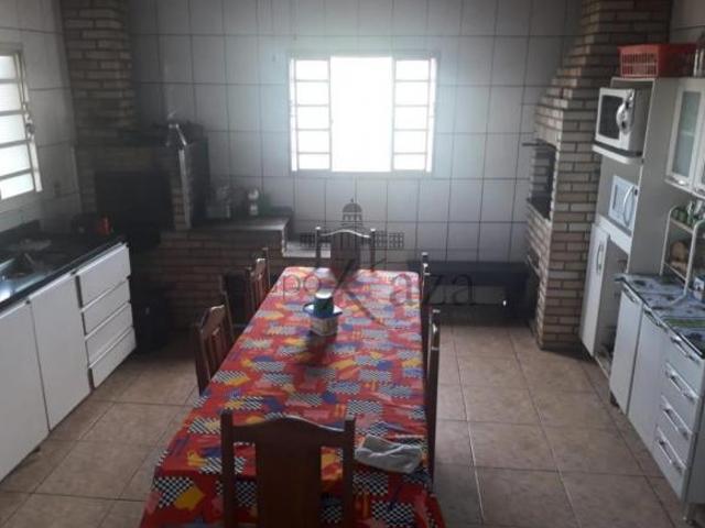 Casa Padrão em São José dos Campos