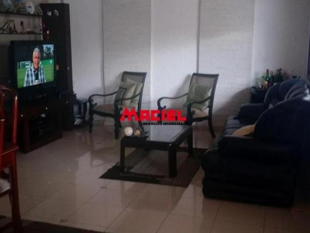 Casa Padrão em São José dos Campos