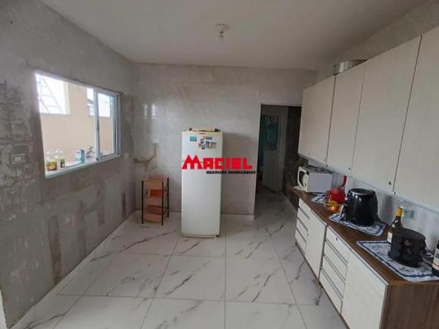 Casa Padrão em Sao Jose dos Campos