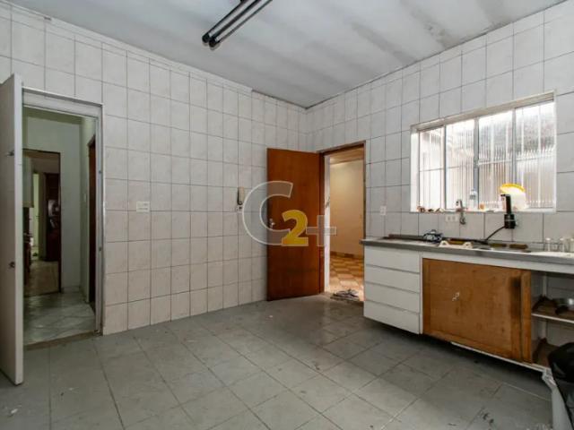 Casa padrão para venda no Alto da Lapa com 4 quartos, 2 suites, 4 vagas